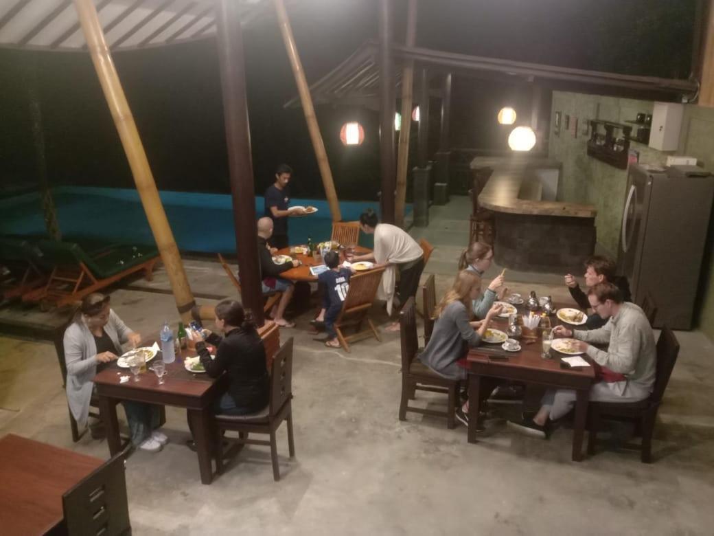 Bintang Munduk Ξενοδοχείο Εξωτερικό φωτογραφία